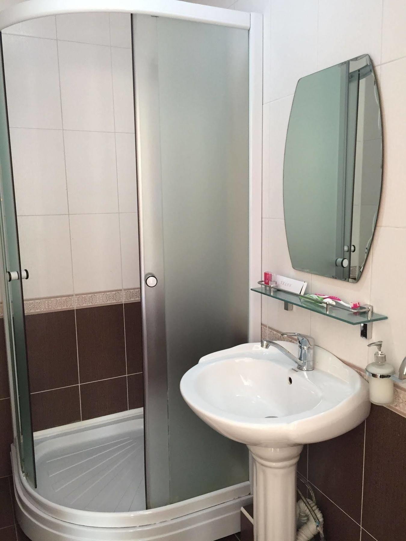 Rise Hotel Almaty Bagian luar foto