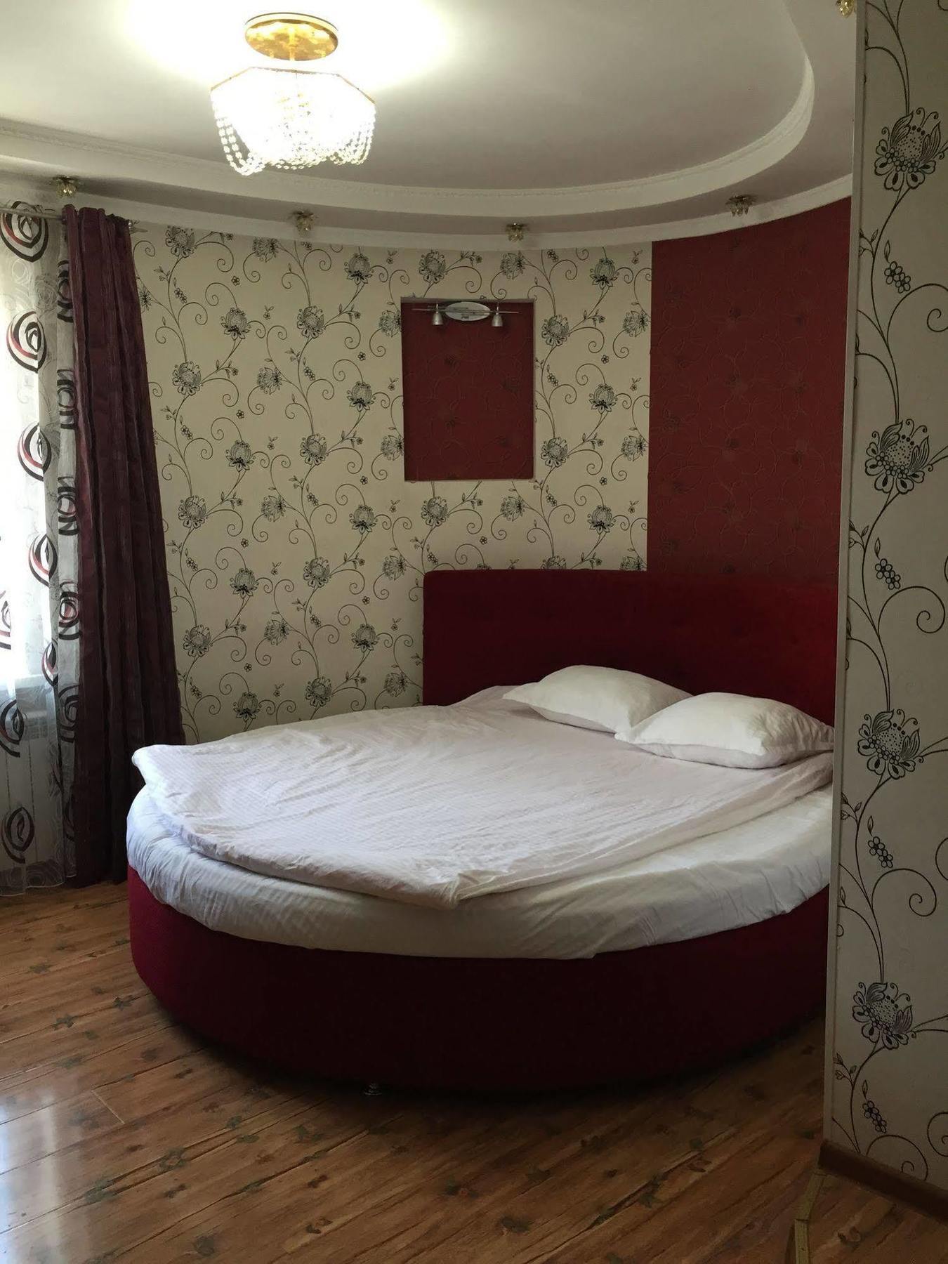 Rise Hotel Almaty Bagian luar foto